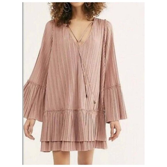 Free People "Cant Help It" Womens S Pullover Mini Dress -dusty pink Boho pleated - Picture 1 of 13
